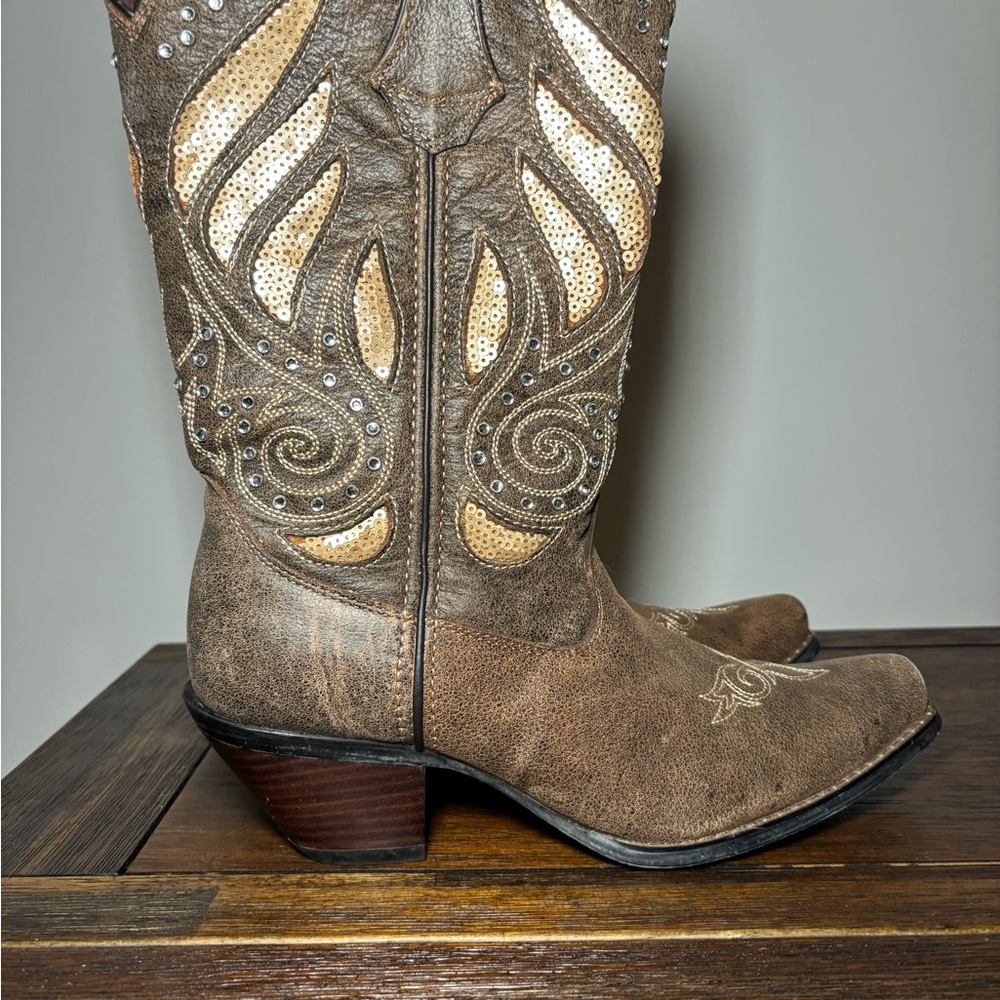 Durango Women’s Cowboy Boots – Size 9